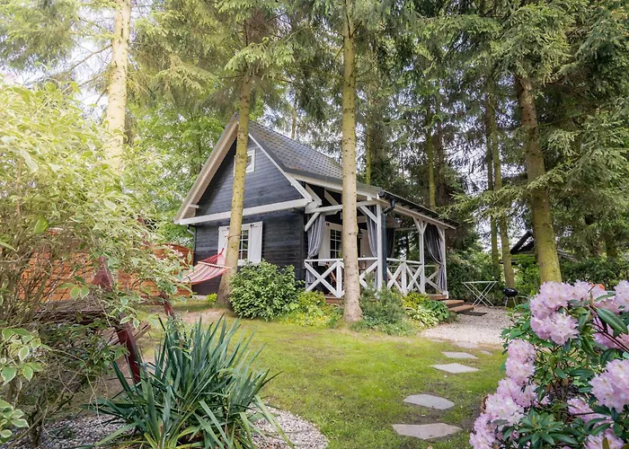 Chalet Black & White - Honey