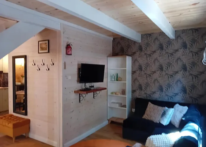 Black & White - Honey